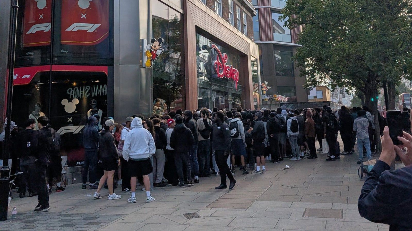 Featured image Disney Store Closes Scalpers Wait Aggressively for Lorcana Drop