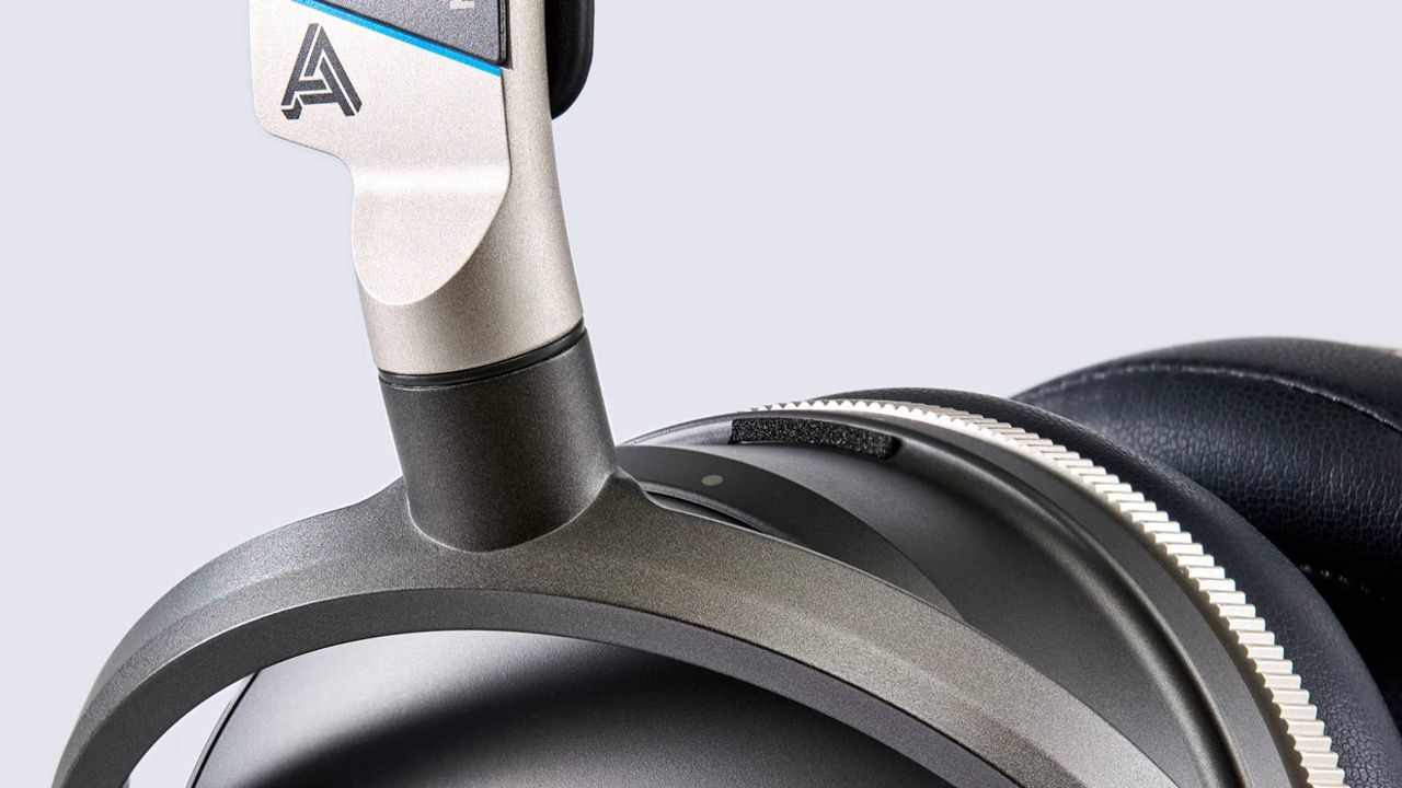 Featured image Audeze Maxwell 2 is back with ANC and premium price