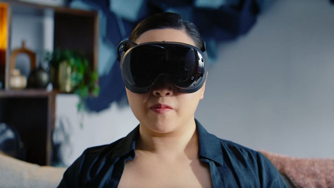 Featured image VR shipments sit while Valve works on gamepad mode