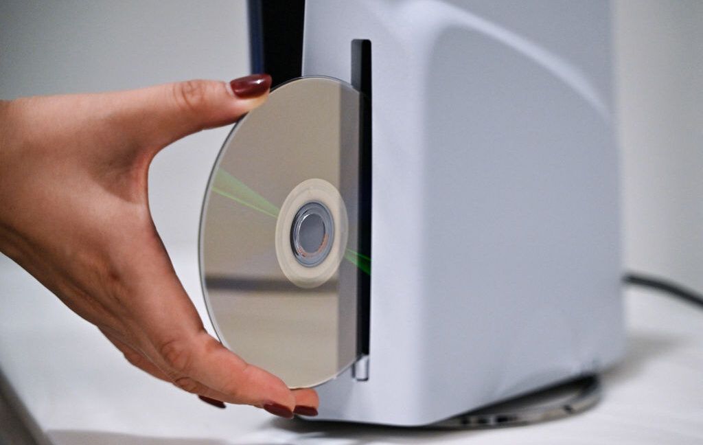 Featured image Sony ends PS discs shifting to digital store today