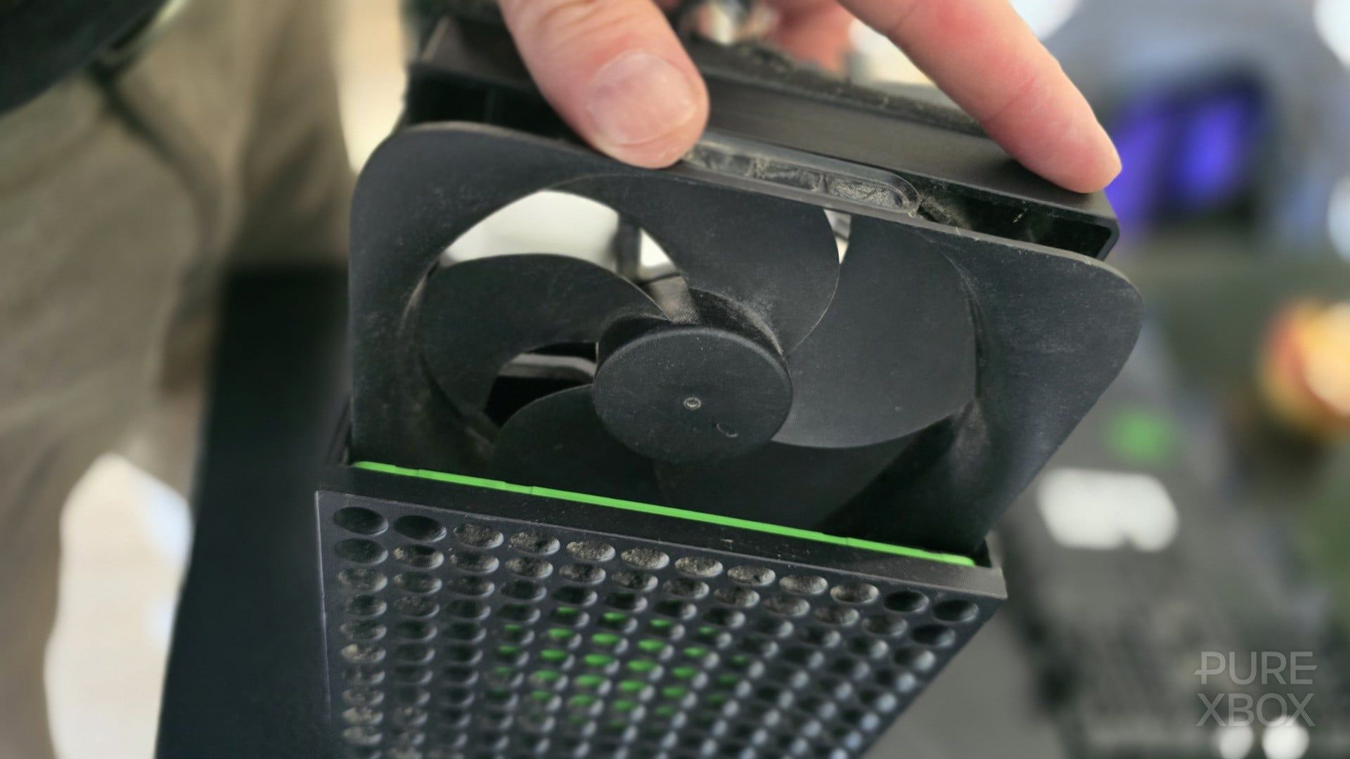 Featured image Xbox broke tomorrow what would you do