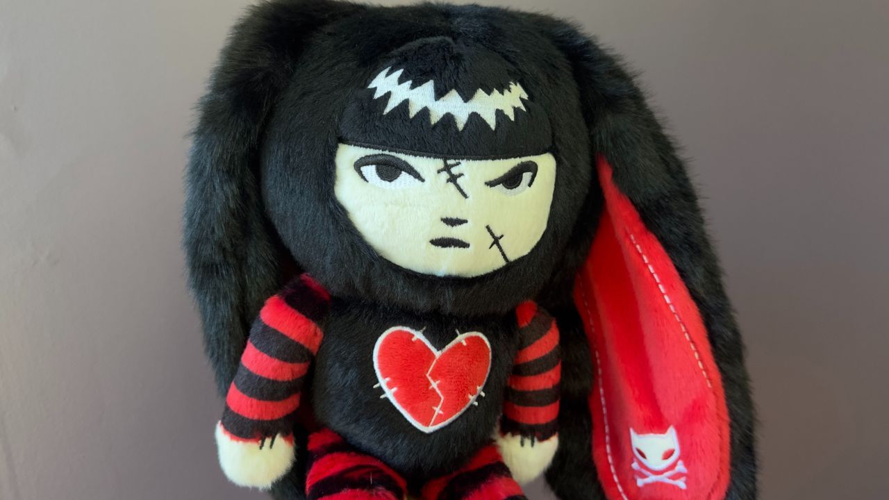 Featured image Alice Madness meets goth icon for limited edition plush