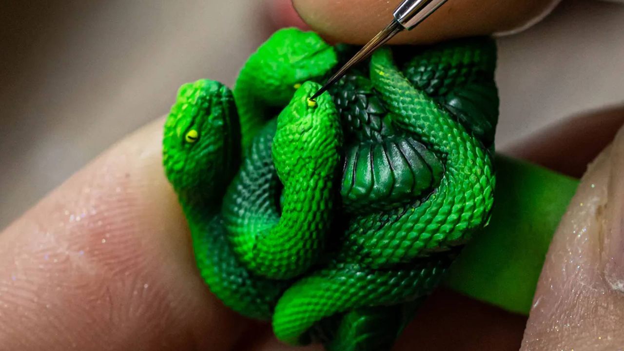 Featured image Razers highly detailed limited handpainted snake keycap revealed