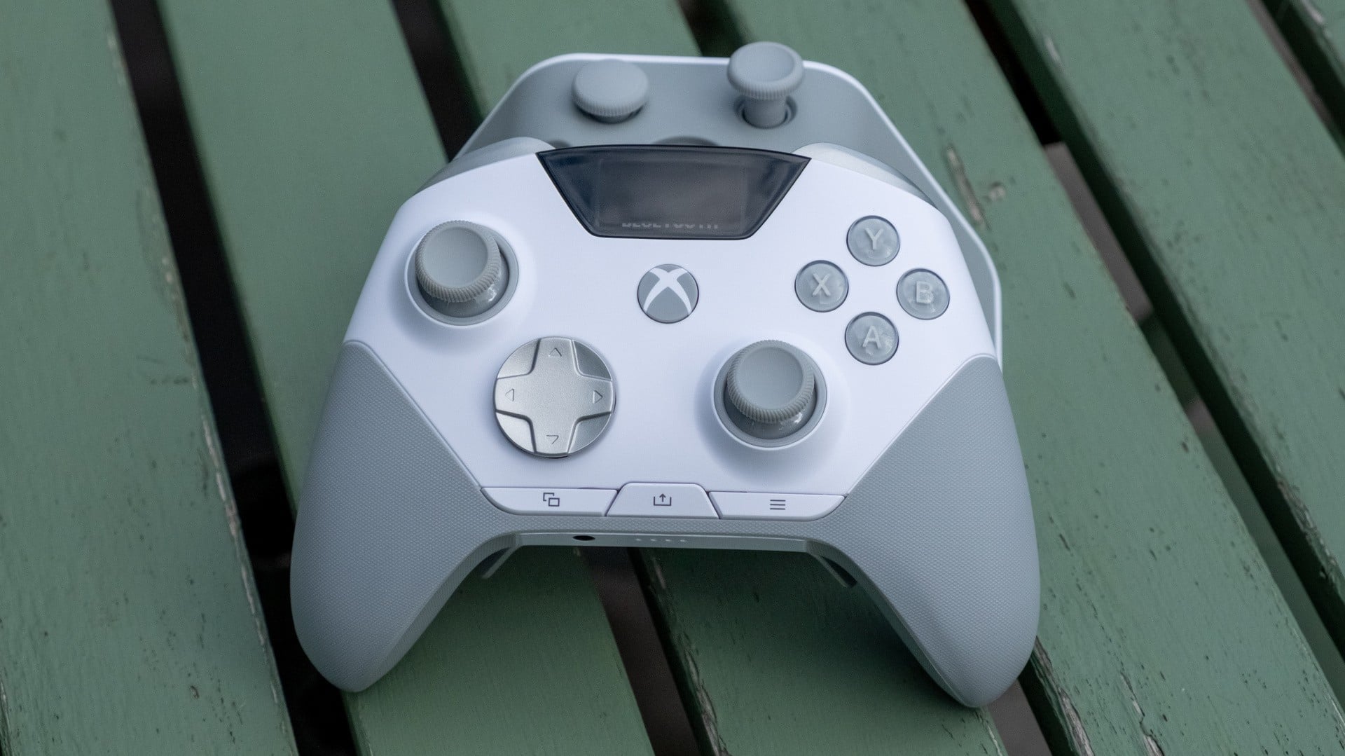 Featured image SteelSeries Aeon Pro Infinite Battery  Dual Controllers Review