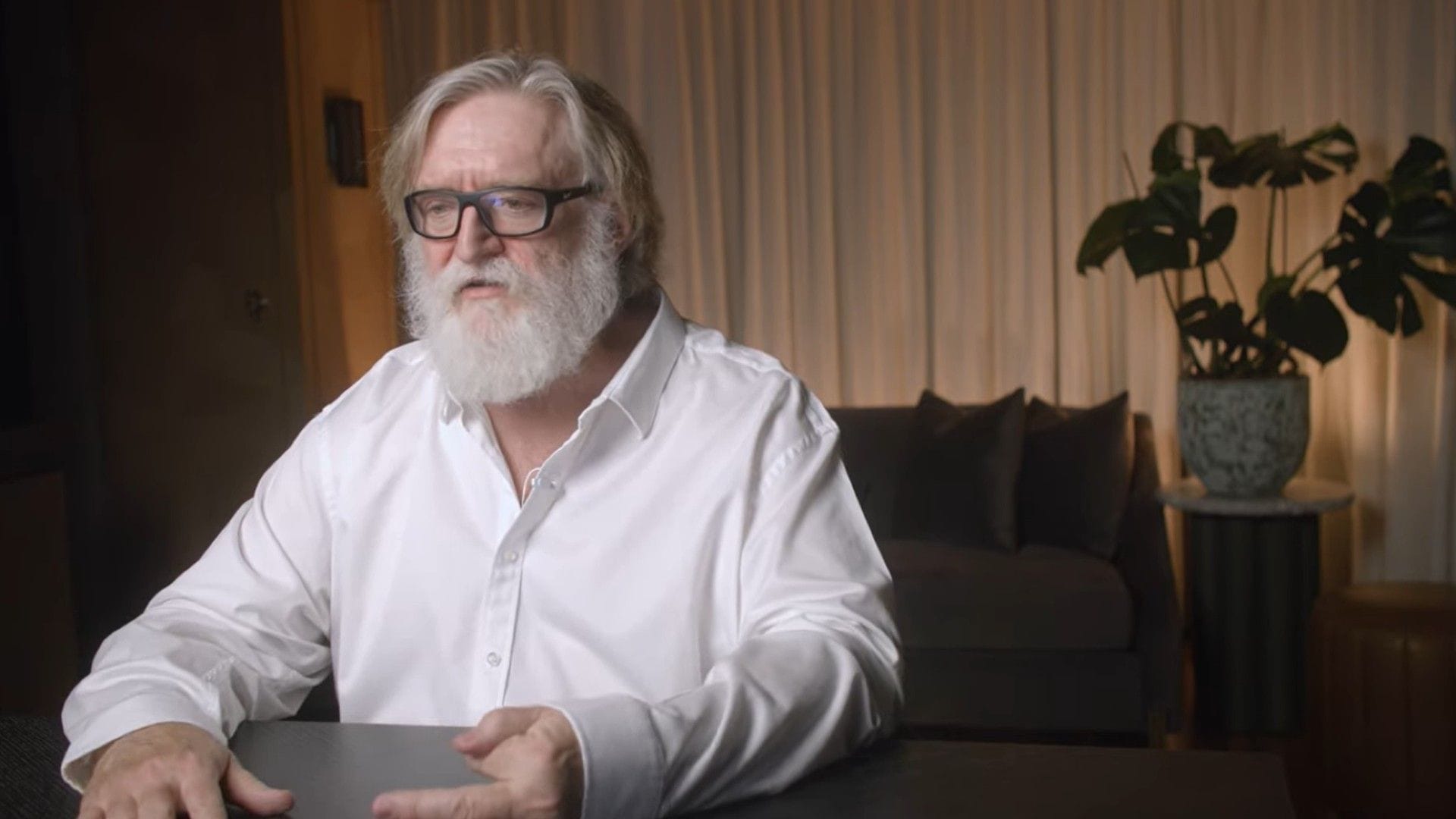 Featured image Gabe Newell admits throat singing phase was annoying