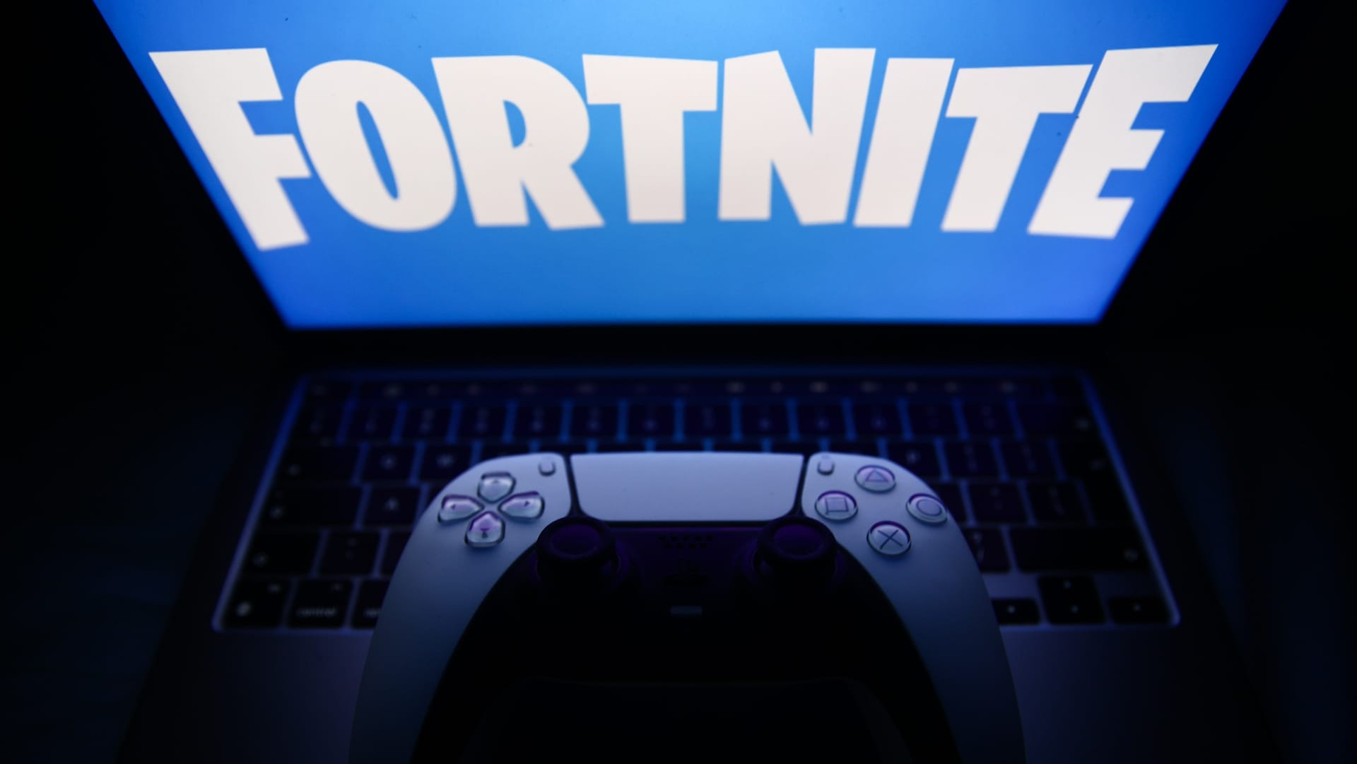 Featured image FBI Arrests Man Over Fortnite Voice Chat Threats