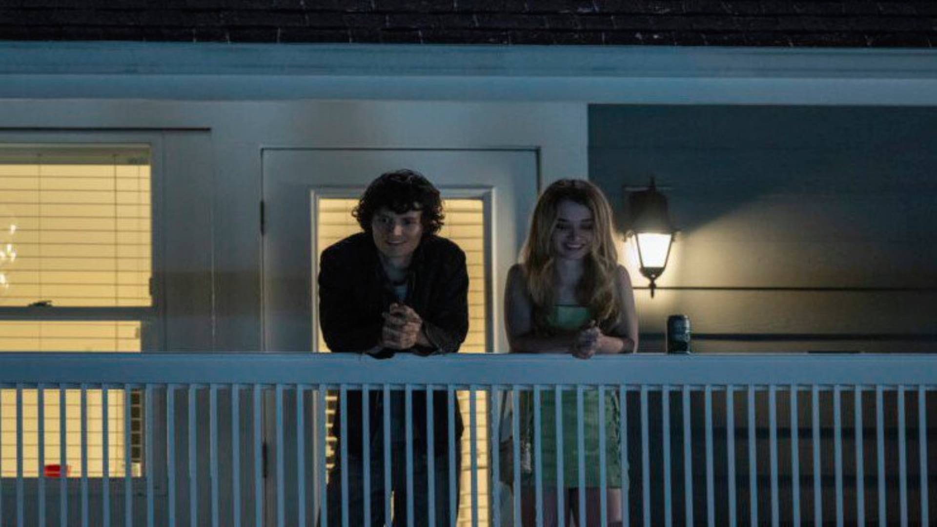 Featured image Flanagan explains the infamous scene exclusion in Carrie